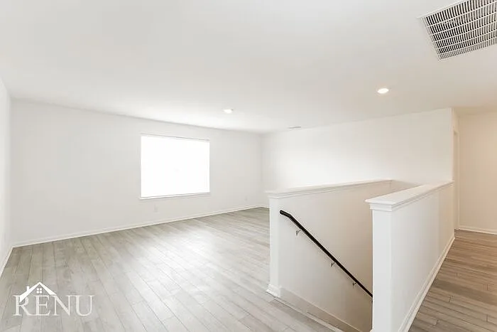 2935 Jackson Smt — Photo 16
