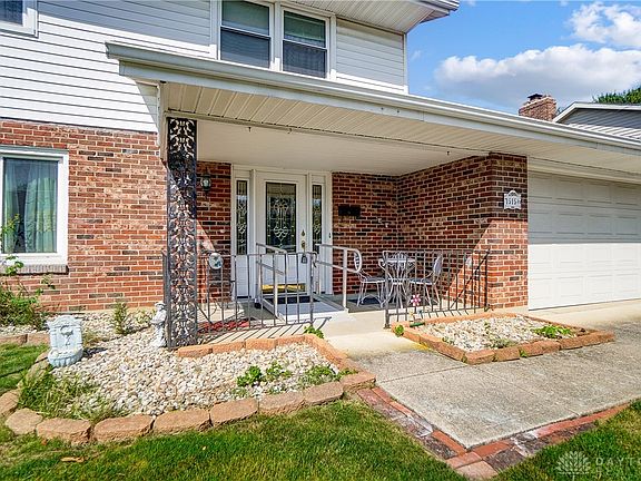 3rd image of 1515 Burchwood Dr