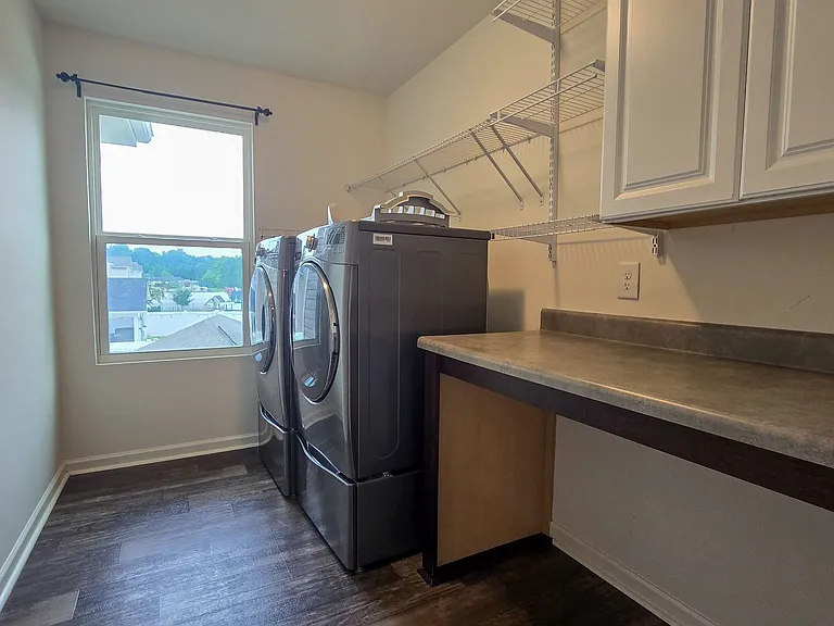 489 Green Arbor Ln — Photo 14