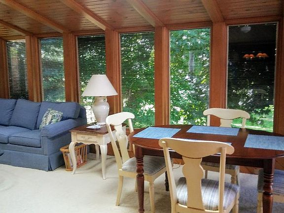 4th image of 2600 Leroy Ln