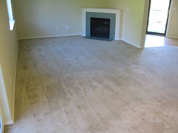 3) Living area w/ fireplace