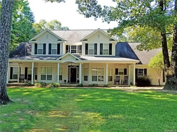 75 Shady Oak Trl, Deatsville, AL 36022