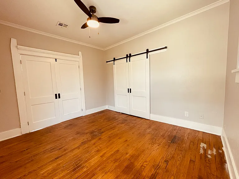 1205 NW 31st St — Photo 17