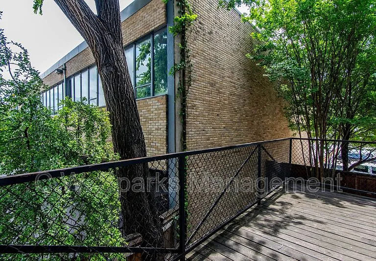 2724 Shelby Ave — Photo 18