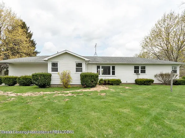 4404 W Columbia Rd, Mason, MI 48854