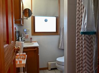 1003 N Ash St, Waukegan, IL 60085