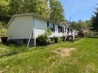 100 Litteral Fork Rd, Salyersville, KY 41465