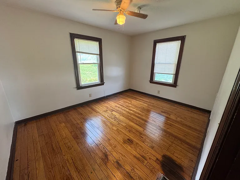 329 Main Ave — Photo 4