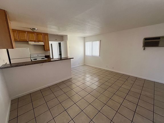 3rd image of 8815 Mira Mesa Blvd #8