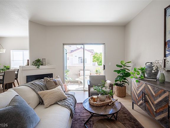 3rd image of 2121 Echo Bay St Unit 203