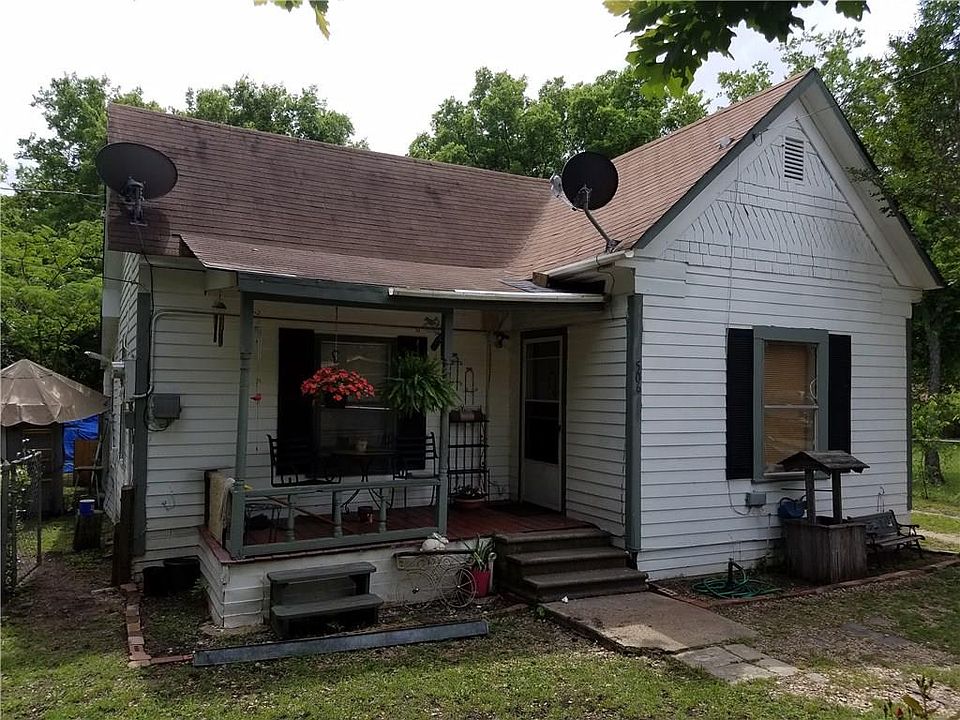 1st image of 506 E Parks Ave