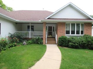 1175 Indian Creek Cir, Marion, IA 52302