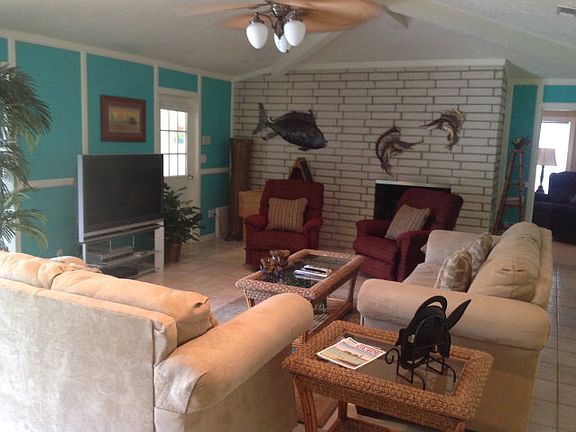 5th image of 1901 Baywood Dr