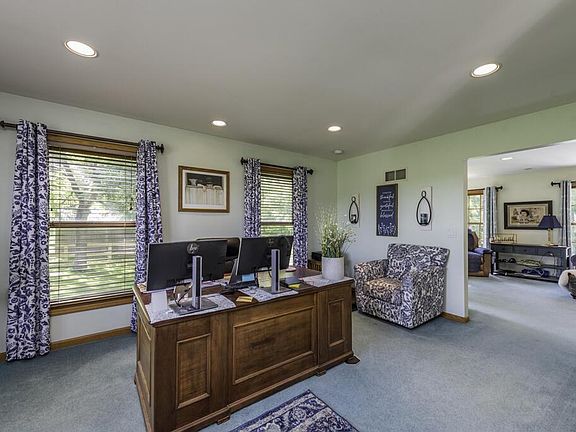 3rd image of 33814 Karcher ROAD