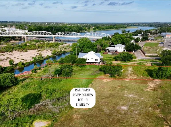 2 Walden Dr, Plano, TX 75093