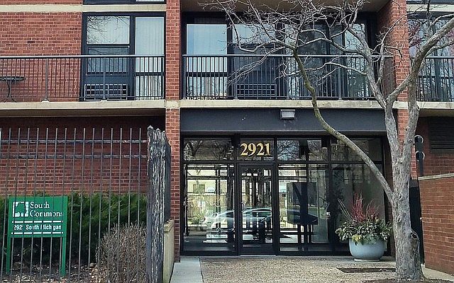 1st image of 2921 S Michigan Ave APT 517
