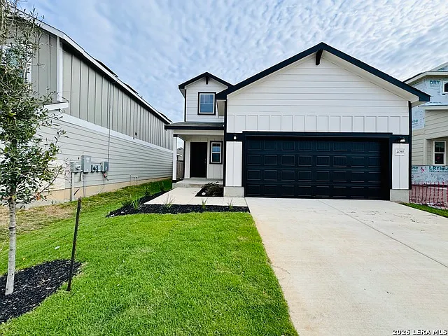 4089 Lily Glade Ln