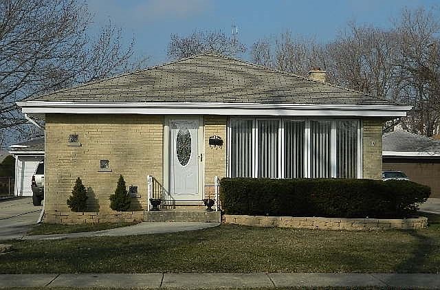 1st image of 1000 S Cromwell Ave