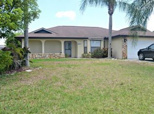 7038 Spinnaker Blvd, Englewood, FL 34224