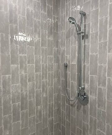5th image of 6542 S Minerva Ave #1W