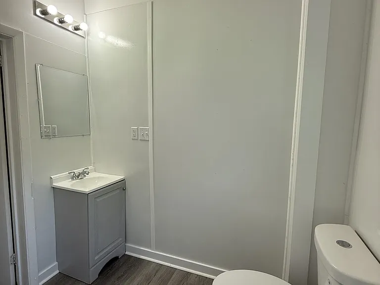 914 18th Way SW — Photo 9