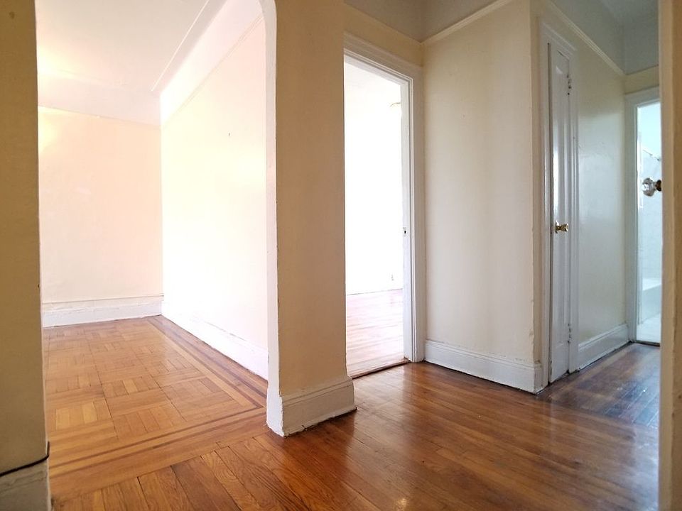 1st image of 2100 Westbury Ct APT 5F
