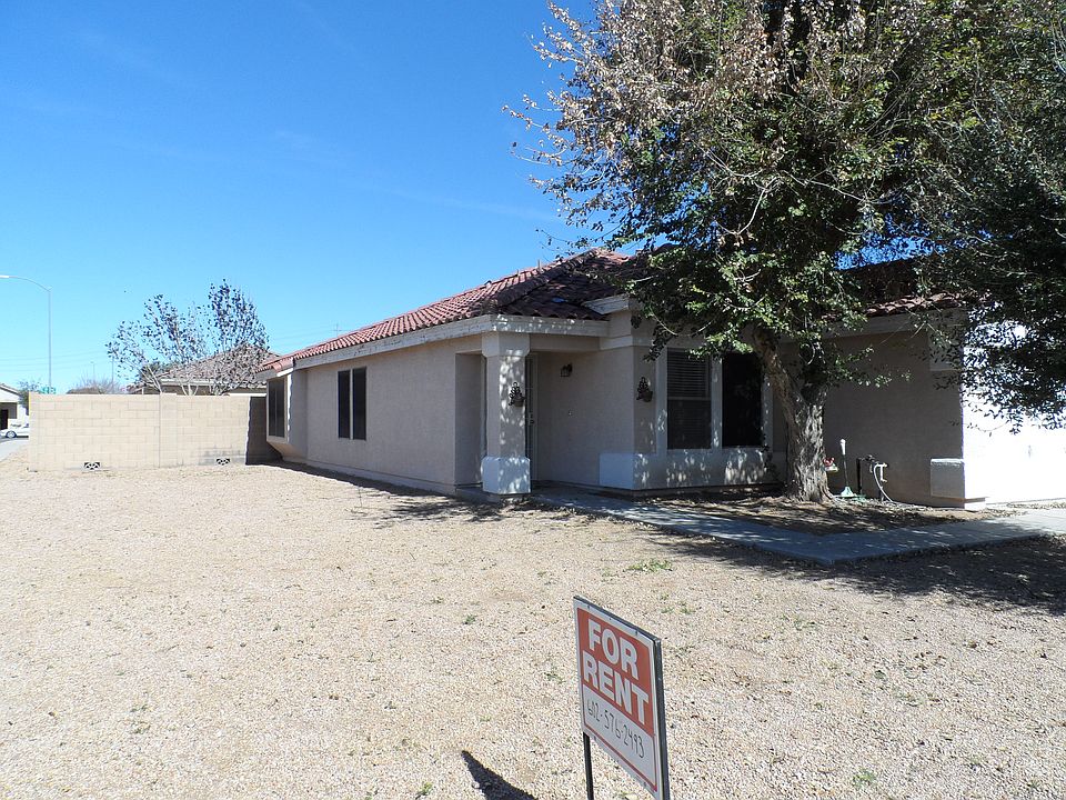 1st image of 5706 E Flower Ave
