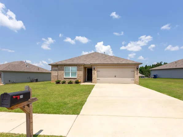 310 Woodland Trl, Pell City, AL 35125