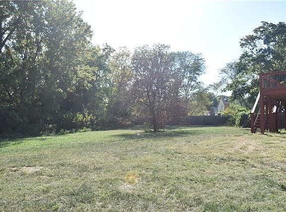 4th image of 1921 NE McKee Ln