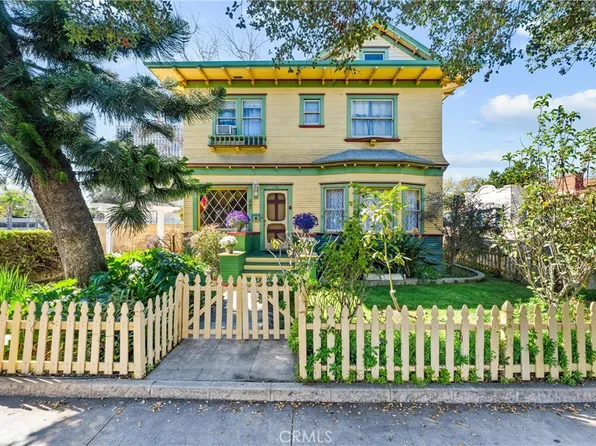 1106 N Spurgeon St, Santa Ana, CA 92701