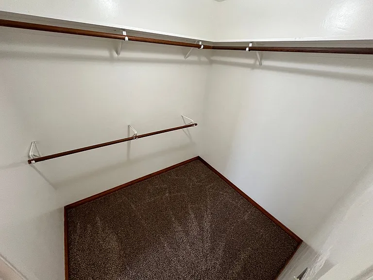 215 S D St — Photo 18