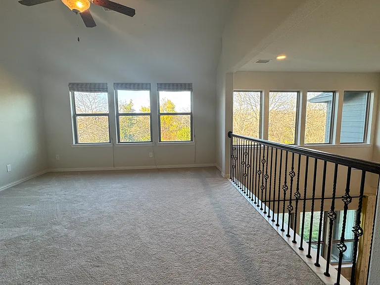 2405 Bigleaf Ct — Photo 19