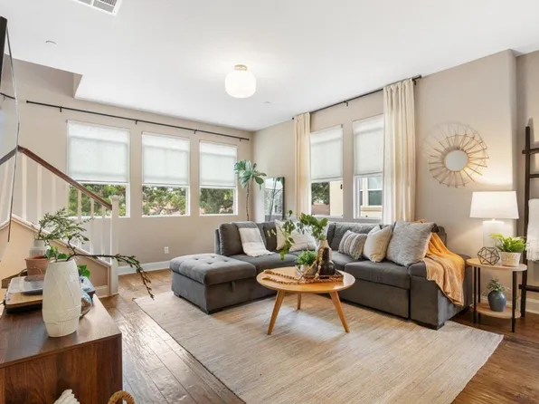 1641 Waterlily Way, San Marcos, CA 92078