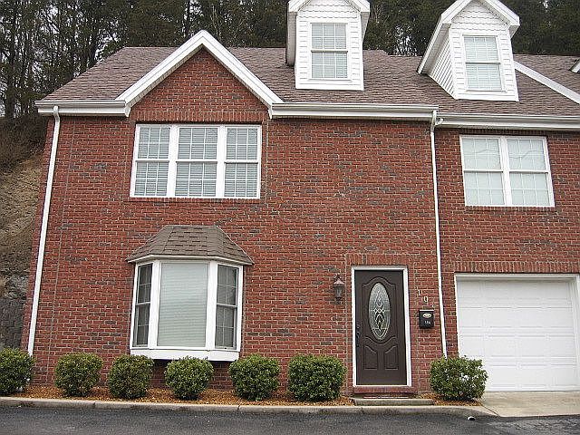 1st image of 250 Bowles Park Dr #104-204