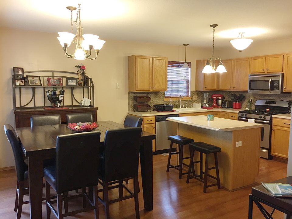 1st image of 2609 N Parkdale Ct