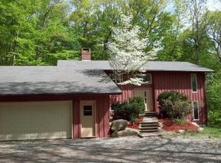 96 Sawmill Brook Ln, Mansfield, CT 06250