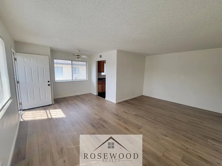 1244 Occidental Ave #4 — Photo 5