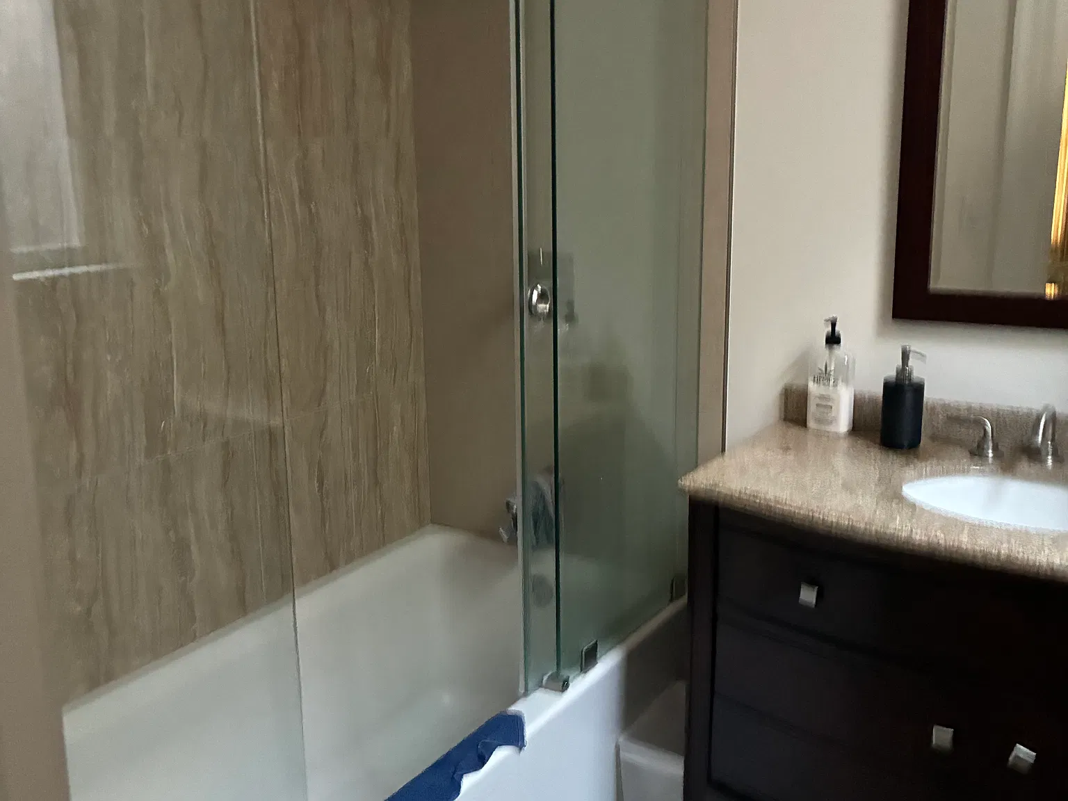3 bed, 1330 sqft, $9,995 — Photo 4