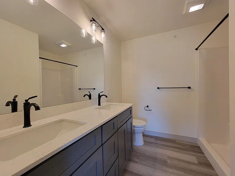 11 Yacht Ave #C — Photo 14