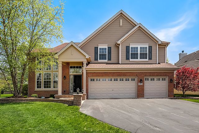 1st image of 1353 White Oak Ln