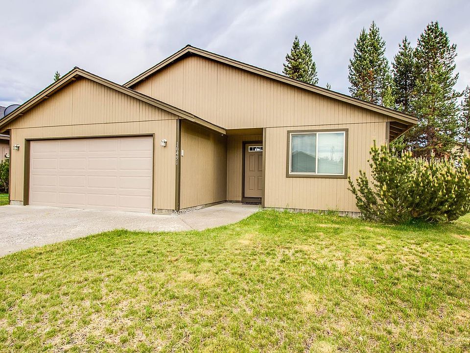 2nd image of 16491 Cassidy Dr