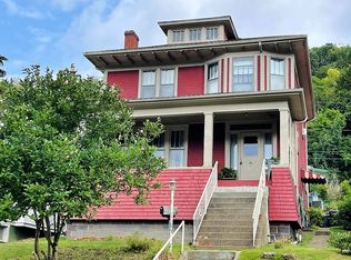 14 Maple St, Bridgeport, OH 43912