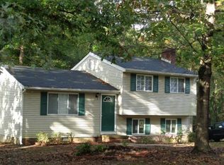 6554 Creekrun Dr, North Chesterfield, VA 23234