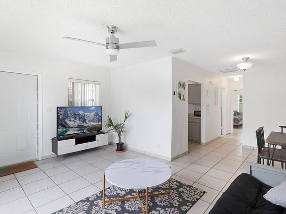 5th image of 1230 NW 7th Ter