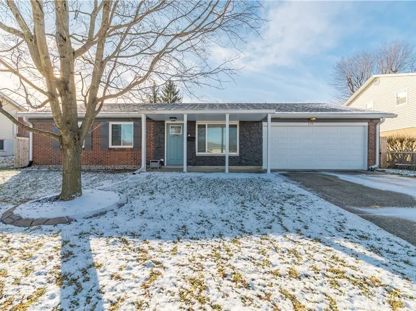 294 Chatham Dr, Fairborn, OH 45324