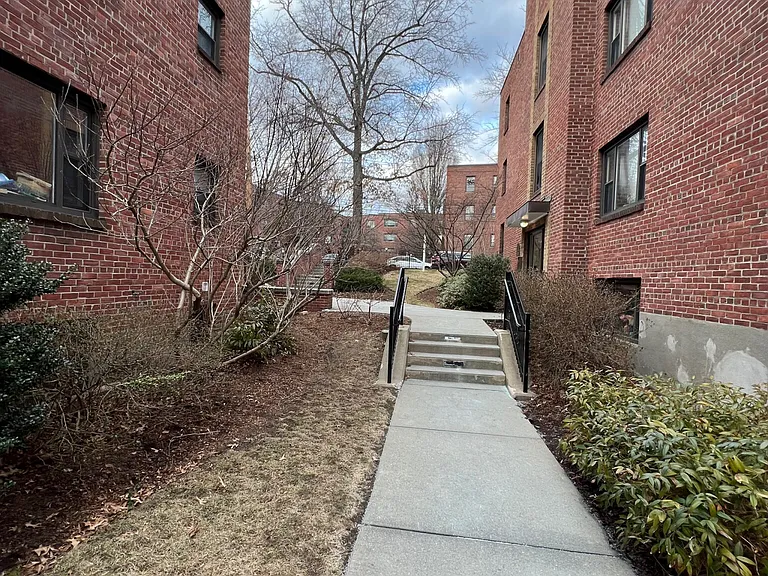 58 Harvard Ave #2 — Photo 8