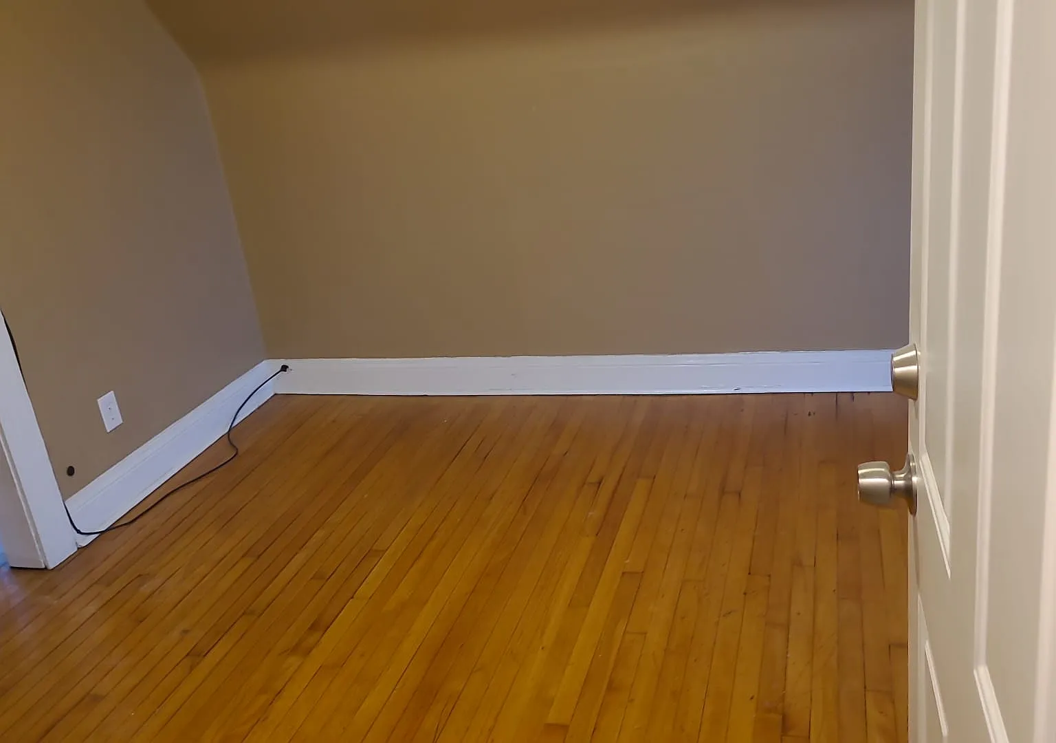 2 bed, $1,325 — Photo 3