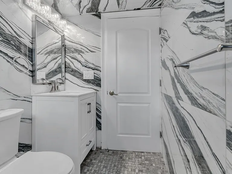 255 Pearl St #1 — Photo 16
