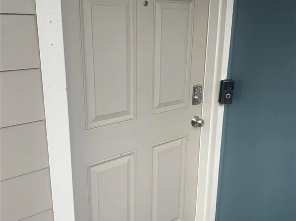 24758 45th Place S, Kent, WA 98032