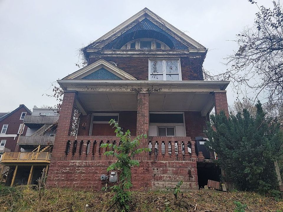 2nd image of 540 W 7th Ave